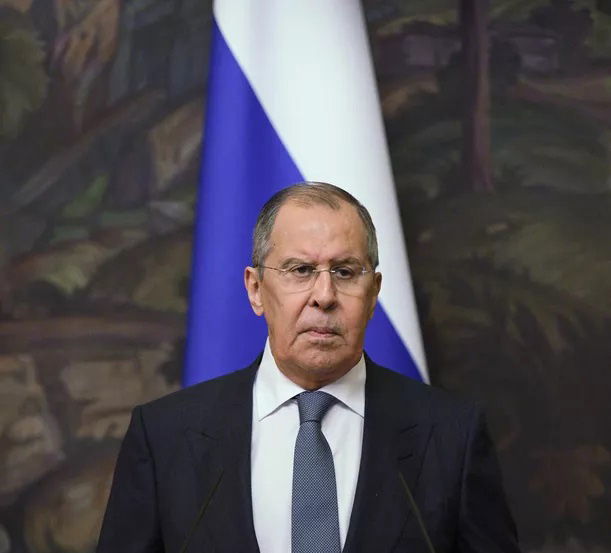 Россия не делала разворот на Восток, заявил Лавров1